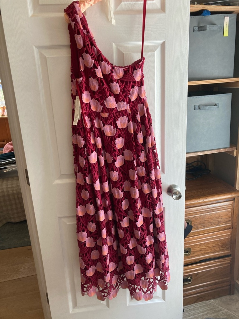One-Shoulder Floral Midi Dress in Burgundy and Pink NWT Sz 8 - Picture 4 of 11